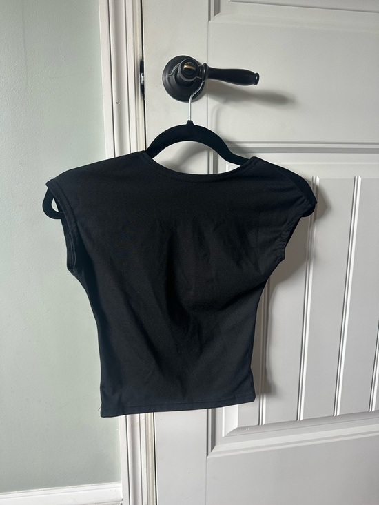 Tops - Black Open Back Crop Top | Cap Sleeve | Stretchy